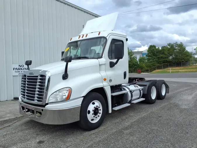 2018 FREIGHTLINER CASCADIA 1253c879101dd58a720d531e9c9c3a24ae0