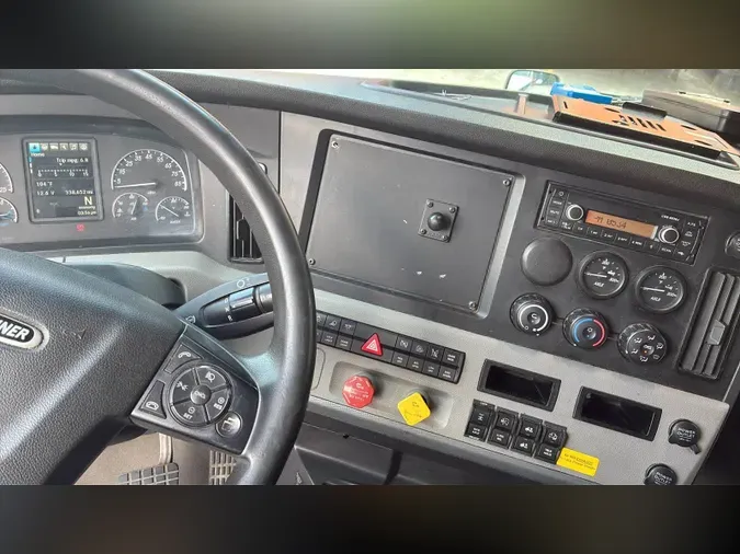 2021 Freightliner Cascadia 1263c886ade25fe91acd3bac05d51ea6114