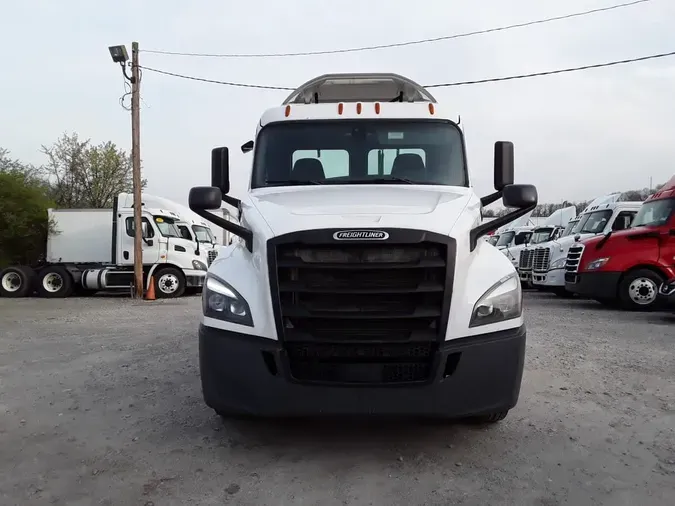 2019 FREIGHTLINER/MERCEDES CASCADIA 125