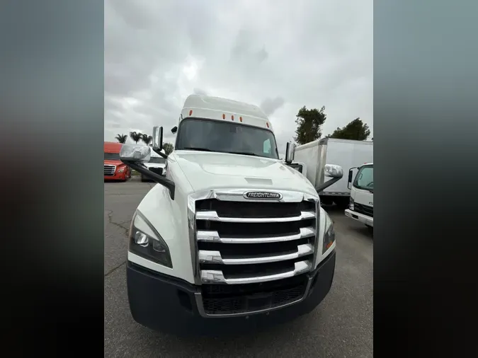 2019 FREIGHTLINER NEW CASCADIA PX12664