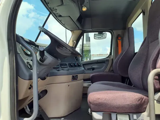 2018 FREIGHTLINER CASCADIA 125