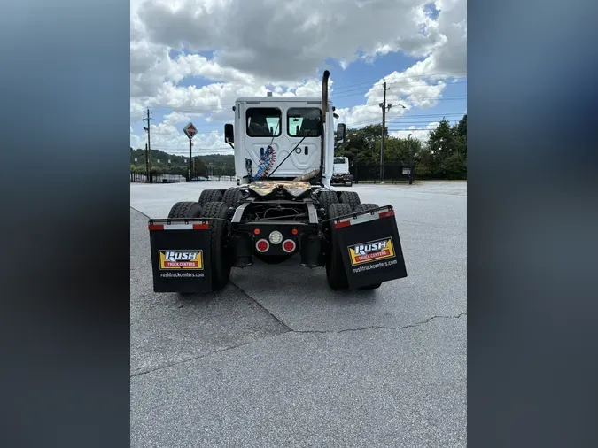 2020 Freightliner Cascadia