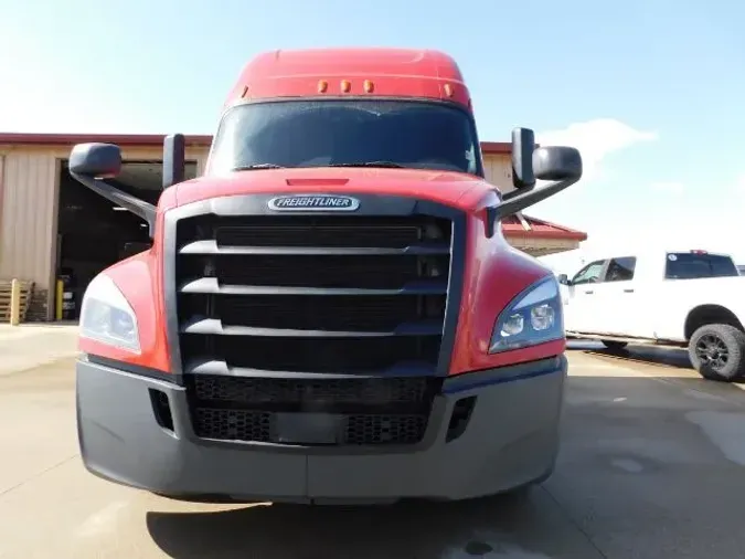 2020 Freightliner .