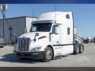 2022 PETERBILT 579