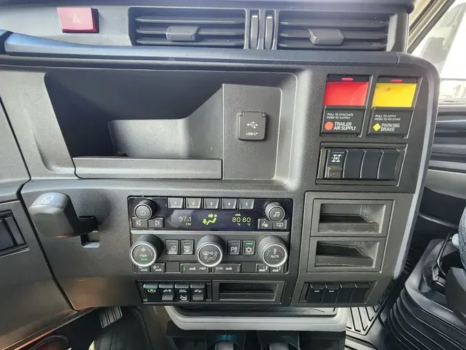 2026 VOLVO VNL64T8603c92447b0f6658f847ed563d45127a84