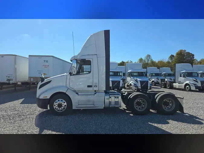 2019 Volvo VNL300