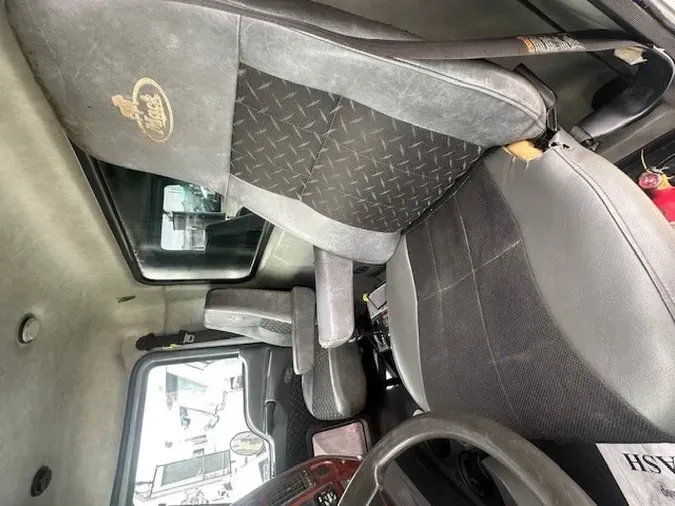 2017 MACK GU713