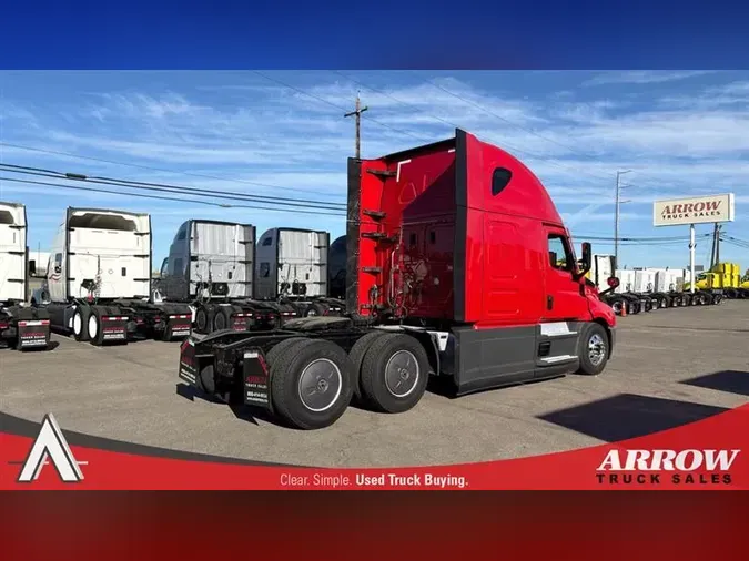 2022 FREIGHTLINER CA126