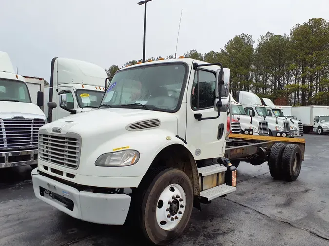 2015 FREIGHTLINER/MERCEDES M2 106