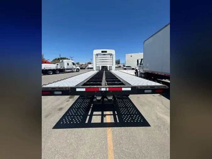 2020 FREIGHTLINER NEW CASCADIA 126
