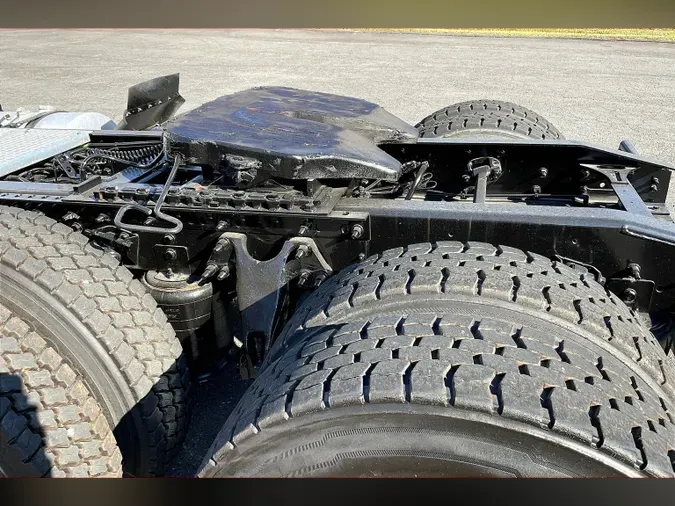 2019 INT LT625 6x43c998de9ea432b8bfb88e92915e5823a