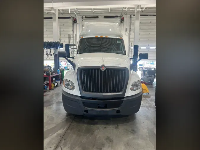 2022 International LT625
