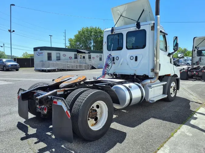 2020 FREIGHTLINER/MERCEDES NEW CASCADIA 116