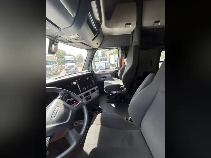 2020 FREIGHTLINER/MERCEDES NEW CASCADIA PX12664