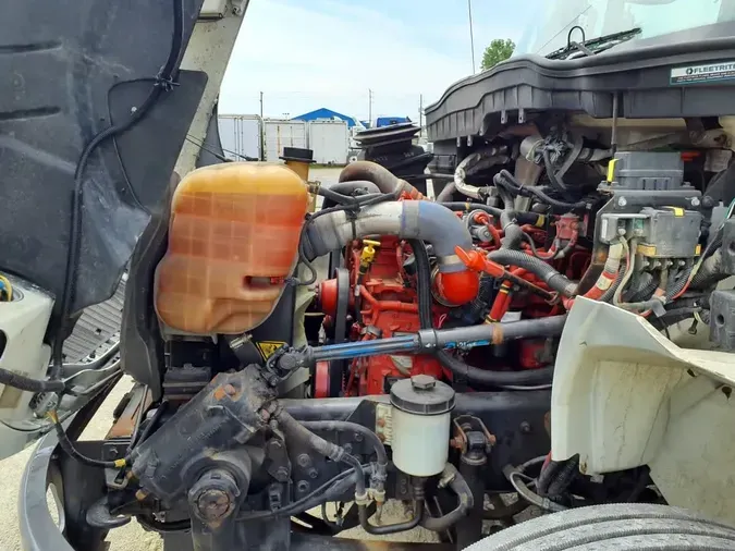 2019 NAVISTAR INTERNATIONAL 4300