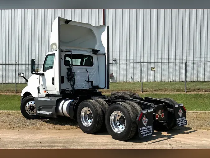 2021 INT LT625 6x4