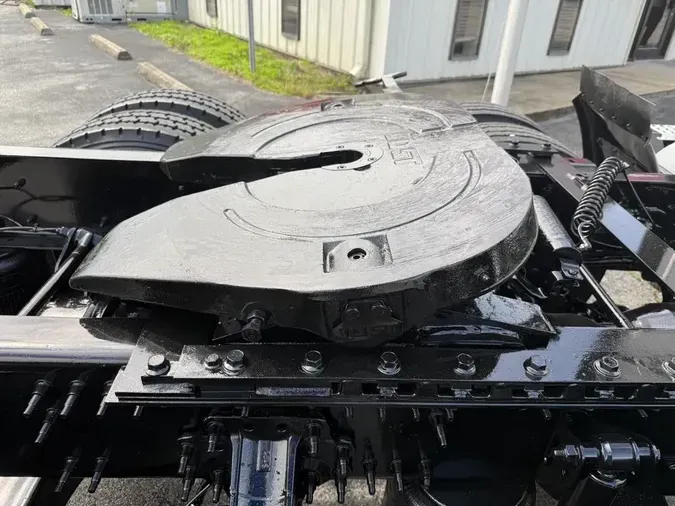 2020 VOLVO VNL64T760
