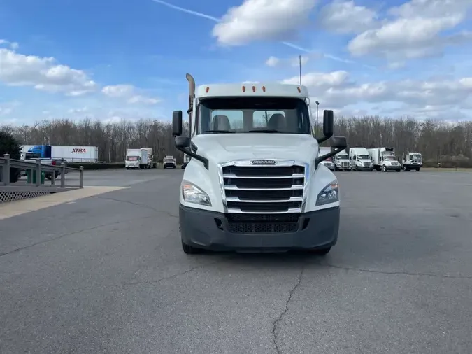 2021 FREIGHTLINER/MERCEDES NEW CASCADIA PX126643ca6ef1dd985cfa2709334b7ea16755d