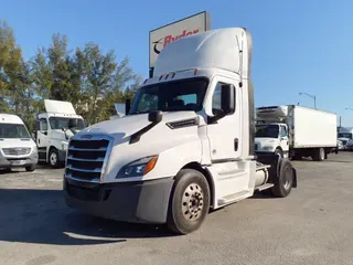 2019 FREIGHTLINER/MERCEDES NEW CASCADIA 126