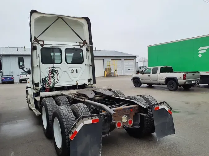 2018 FREIGHTLINER/MERCEDES CASCADIA 125