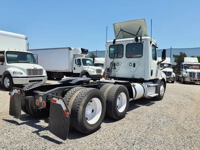 2020 FREIGHTLINER NEW CASCADIA PX12664