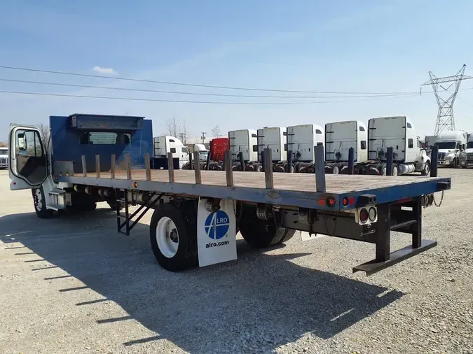 2018 FREIGHTLINER/MERCEDES M2 106