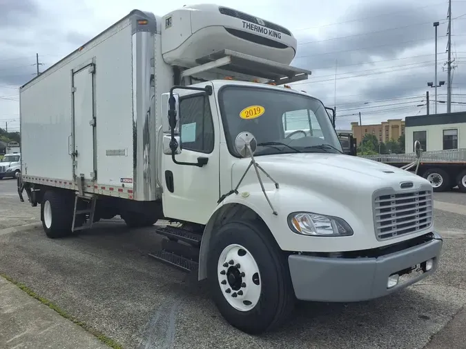 2019 FREIGHTLINER M2 106