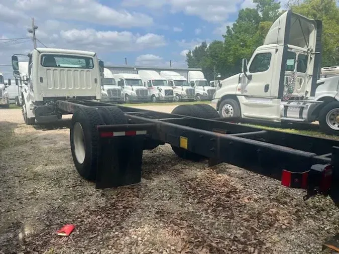 2018 FREIGHTLINER/MERCEDES M2 106