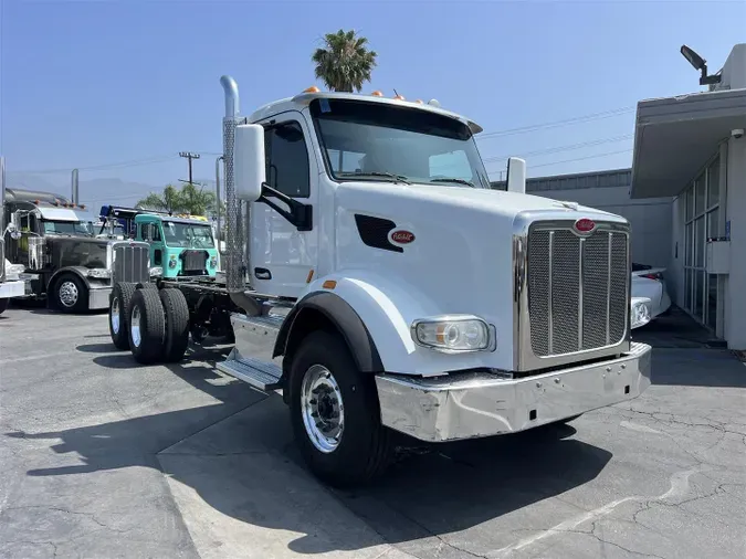 2017 Peterbilt 567