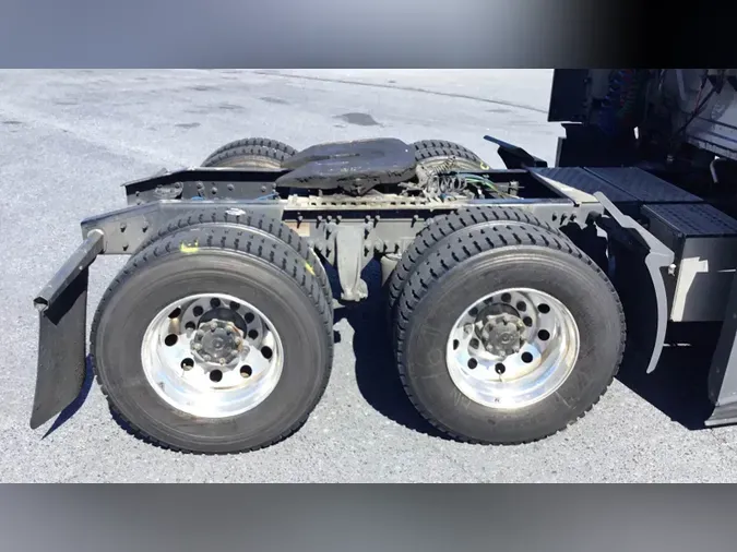 2024 Freightliner Cascadia 126