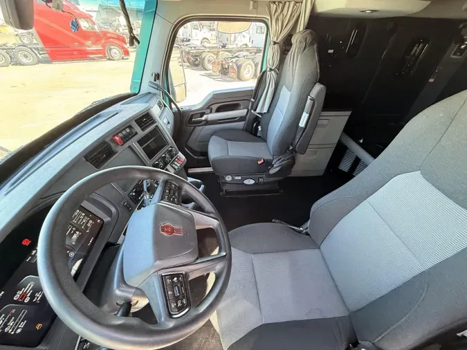 2022 Kenworth T680