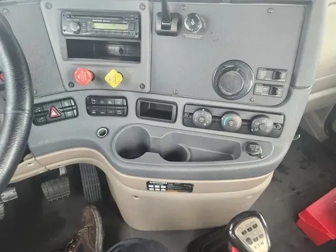 2016 FREIGHTLINER/MERCEDES CASCADIA 125