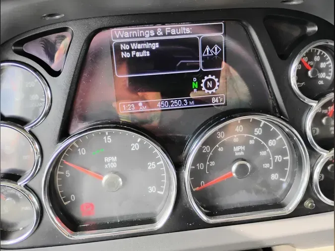 2022 Peterbilt 5793cb9dc1c073ef491f41486a19a77dce8