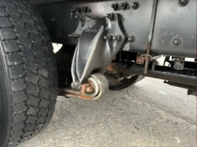 2017 FREIGHTLINER/MERCEDES M2 106