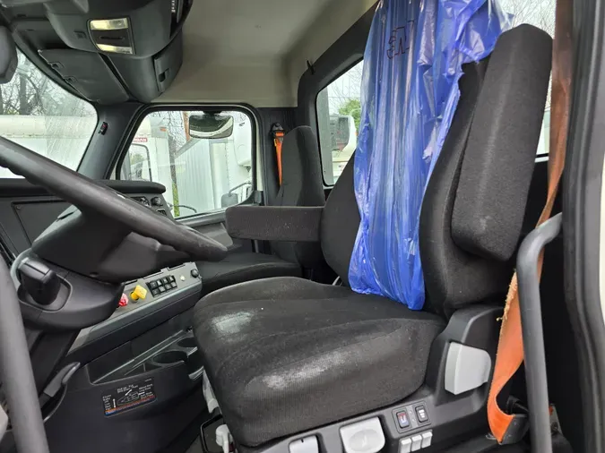 2019 FREIGHTLINER/MERCEDES NEW CASCADIA 116