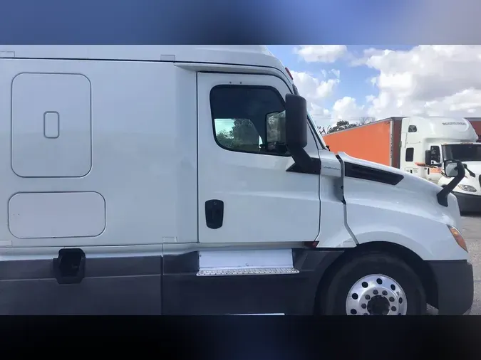 2020 Freightliner Cascadia 1263cc003c02f0b74f6383b909105943401