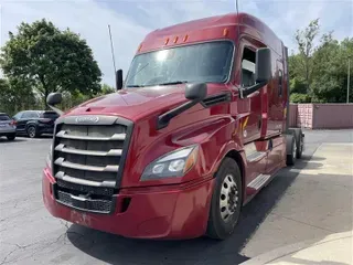 2019 FREIGHTLINER CA126