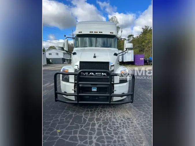 2023 MACK AN64T