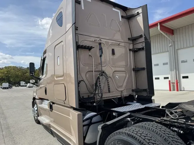 2022 Freightliner Cascadia&reg;