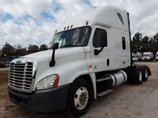2016 Freightliner CASCADIA 125