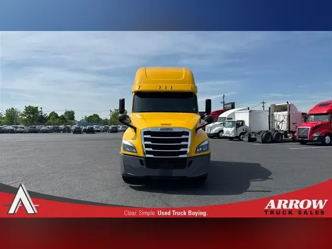 2020 FREIGHTLINER CA126