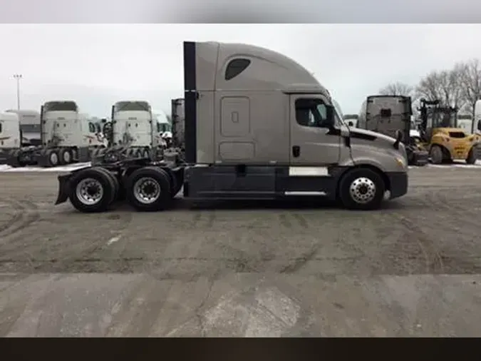 2020 Freightliner Cascadia