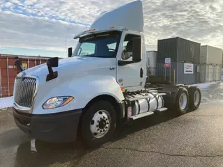 2019 NAVISTAR INTERNATIONAL LT625 DAYCAB T/A