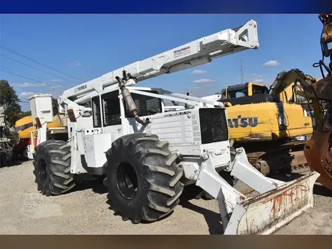 2014 TEREX HI RANGER XT55