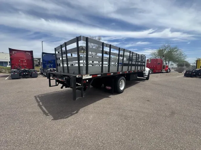 2020 Peterbilt 330