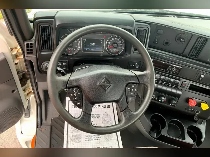 2019 INT LT625 6x4