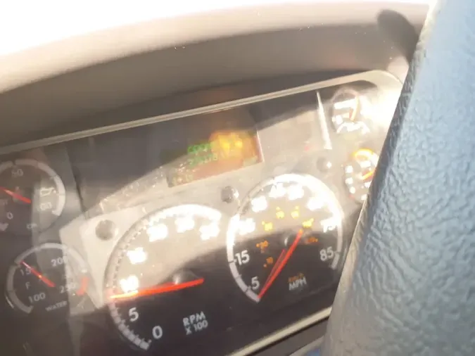 2019 FREIGHTLINER/MERCEDES M2 106