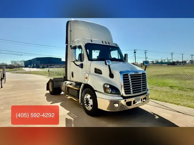 2018 FREIGHTLINER/MERCEDES CASCADIA 113
