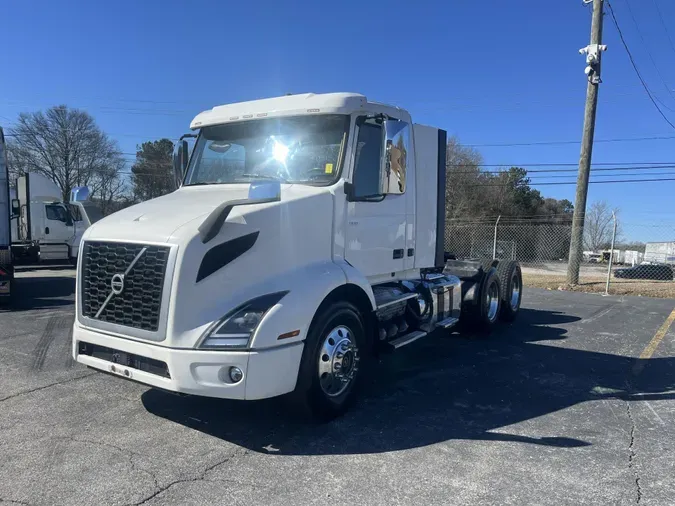 2020 Volvo VNL64T3003cd1464a2b5853ab9fee2bb555dd2fb0