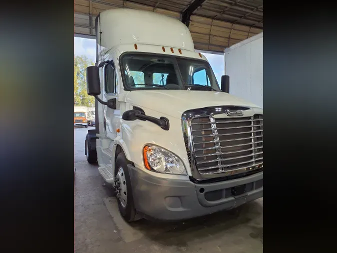 2017 FREIGHTLINER/MERCEDES CASCADIA 1133cd52b67299371f578c423950315a81e